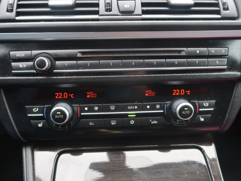 BMW 5, 2011