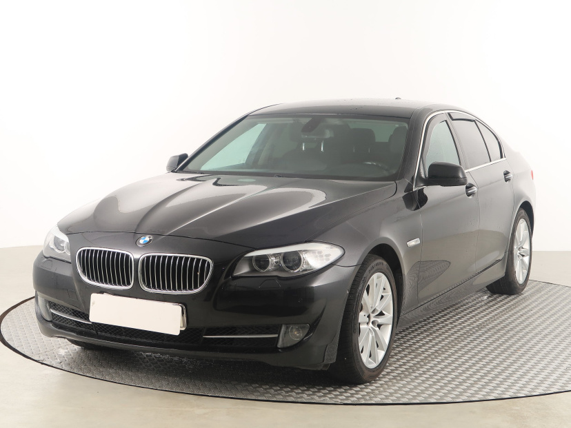 BMW 5, 2011