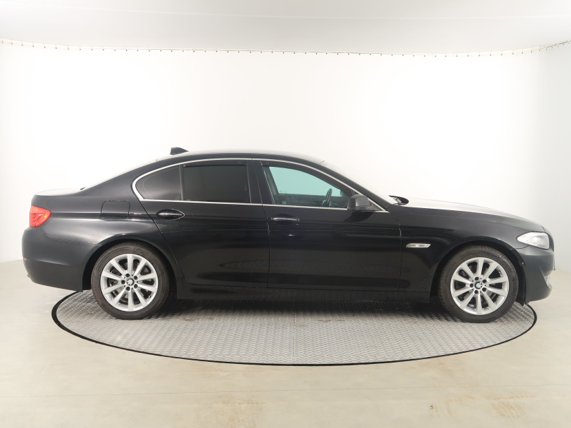 BMW 5, 2011