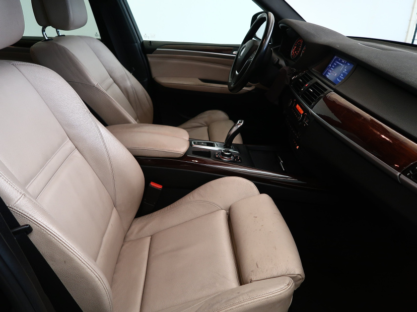 BMW X5, 2011