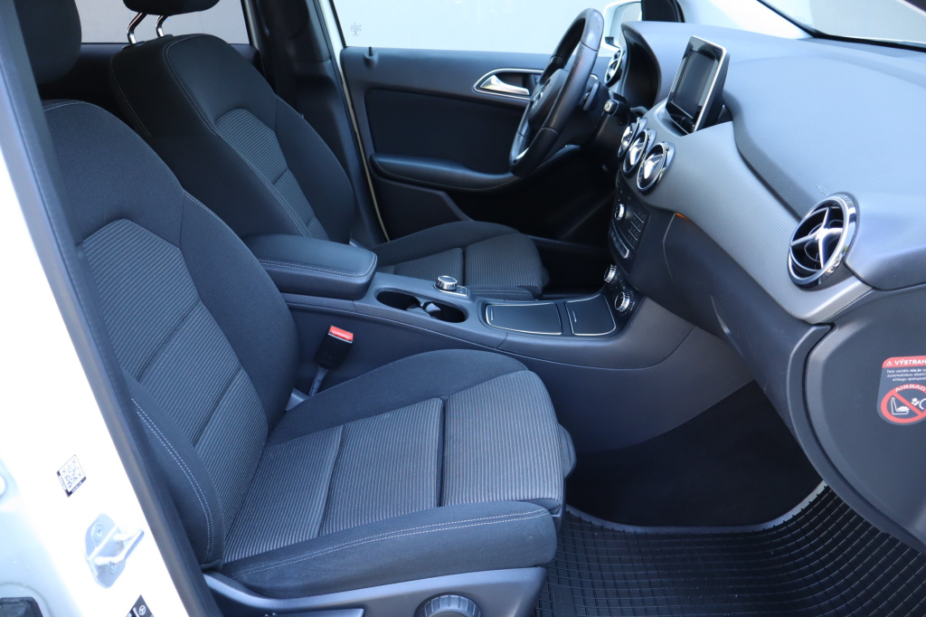 Mercedes-Benz B