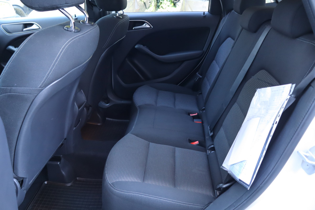 Mercedes-Benz B