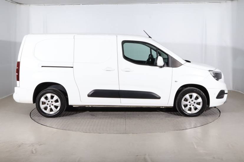 Opel Combo, 2020
