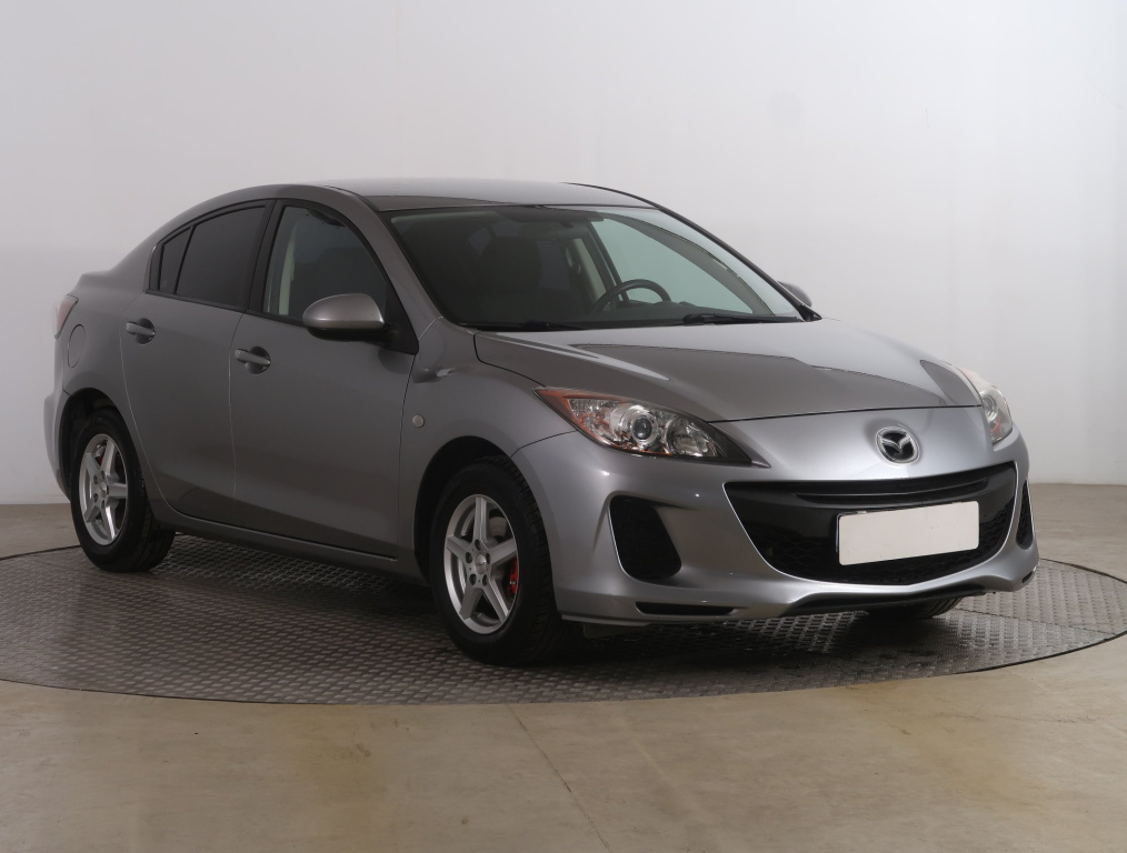 Mazda 3, 2012
