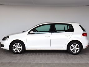 Volkswagen Golf - 2010