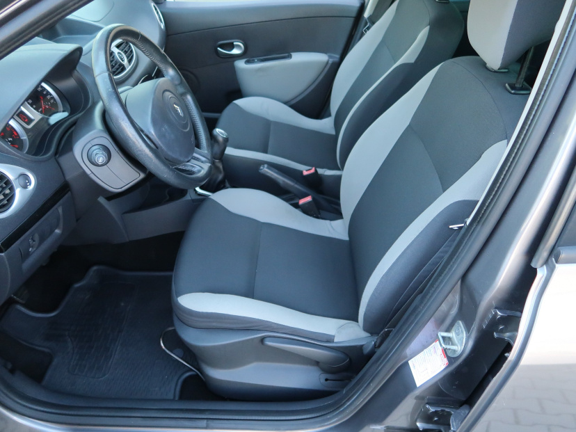 Renault Clio, 2011