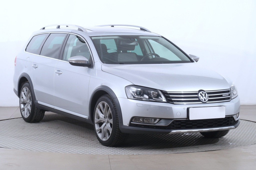 Volkswagen Passat, 2012