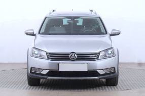 Volkswagen Passat - 2012