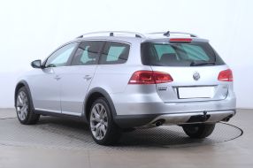 Volkswagen Passat - 2012