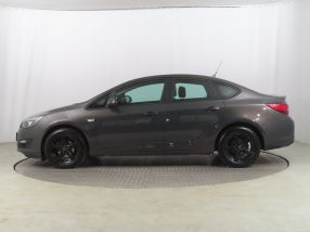 Opel Astra - 2016