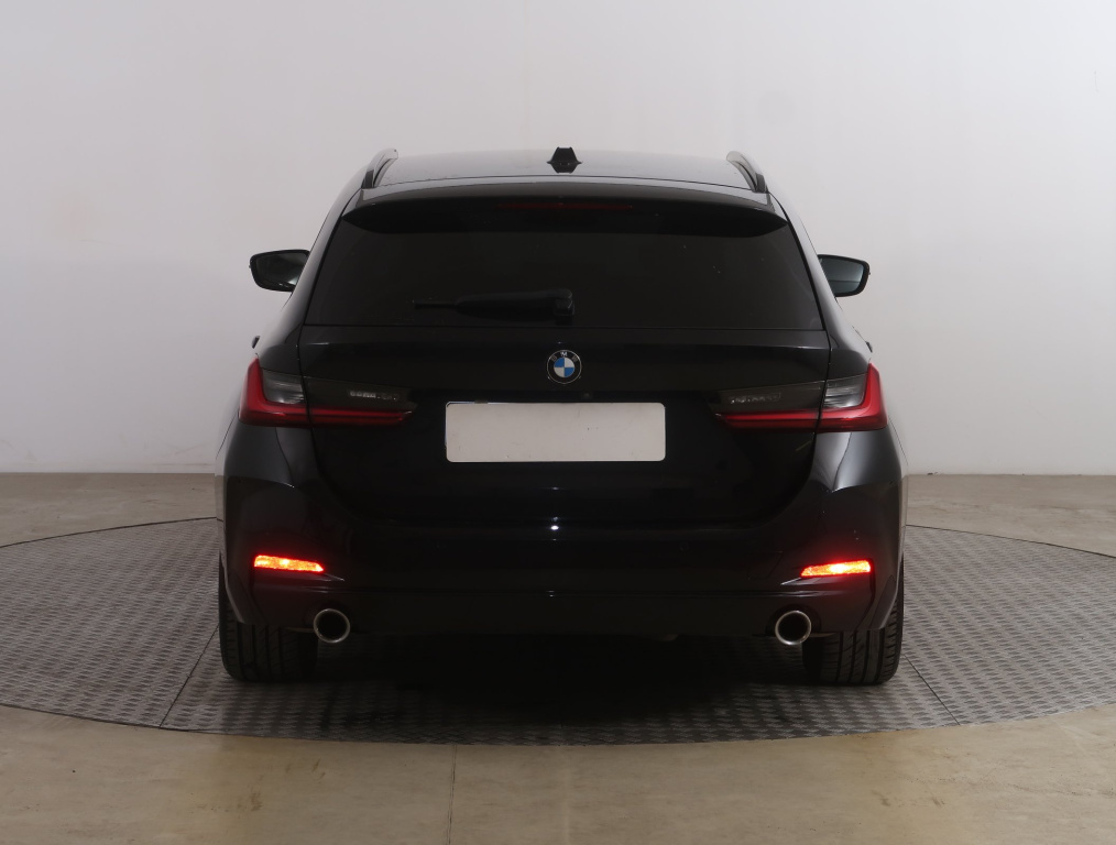 BMW 3