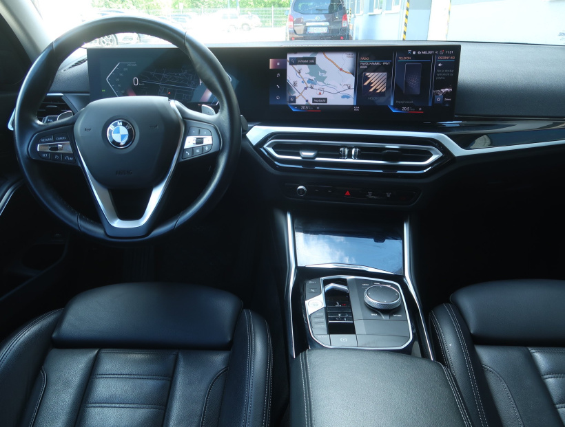 BMW 3, 2022