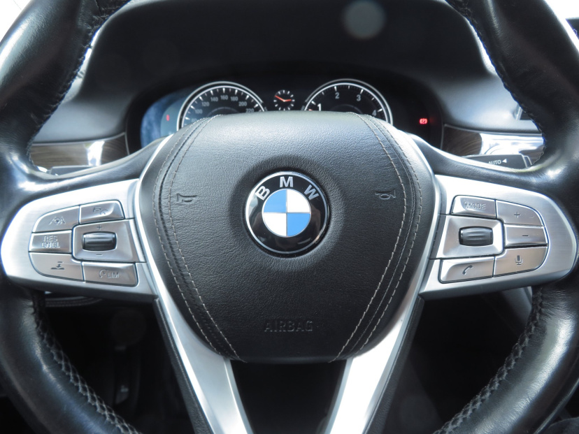 BMW 7, 2016