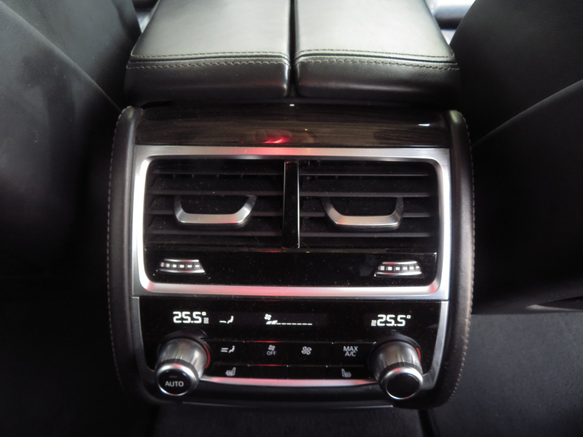 BMW 7, 2016