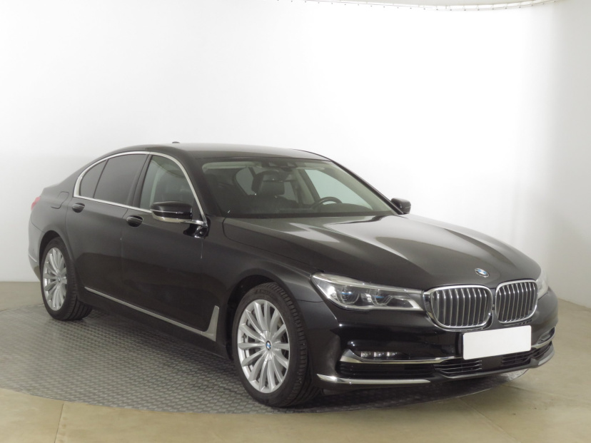 BMW 7, 2016