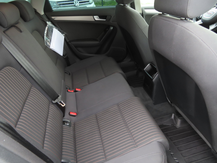 Audi A4, 2013