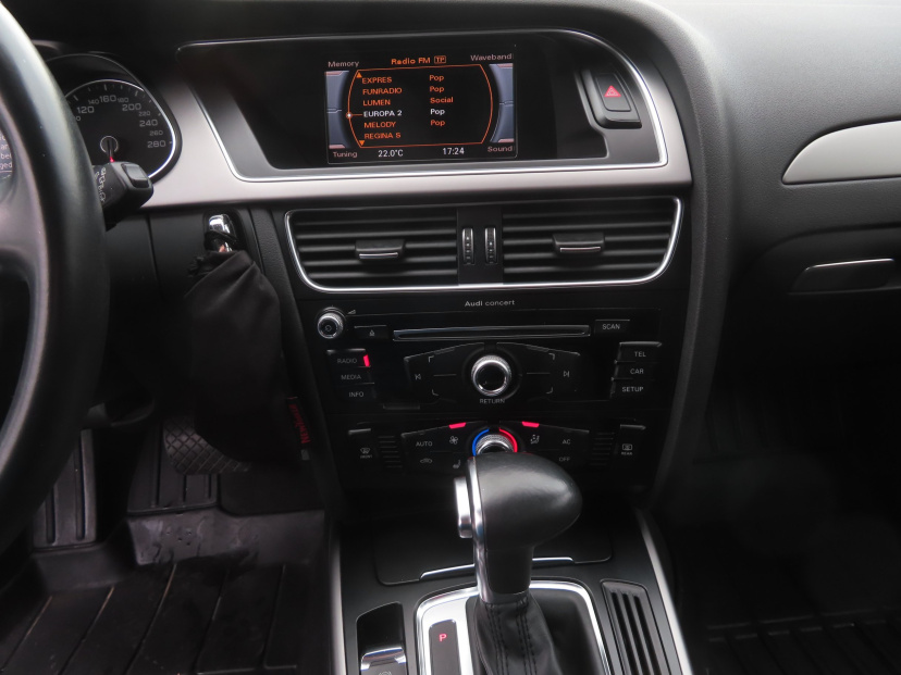 Audi A4, 2013