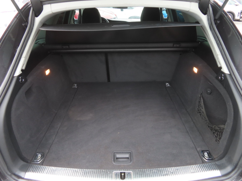 Audi A4, 2013