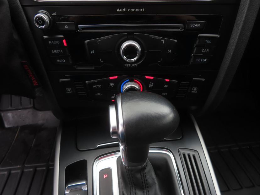 Audi A4, 2013