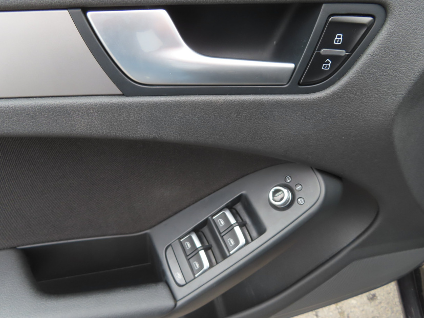 Audi A4, 2013
