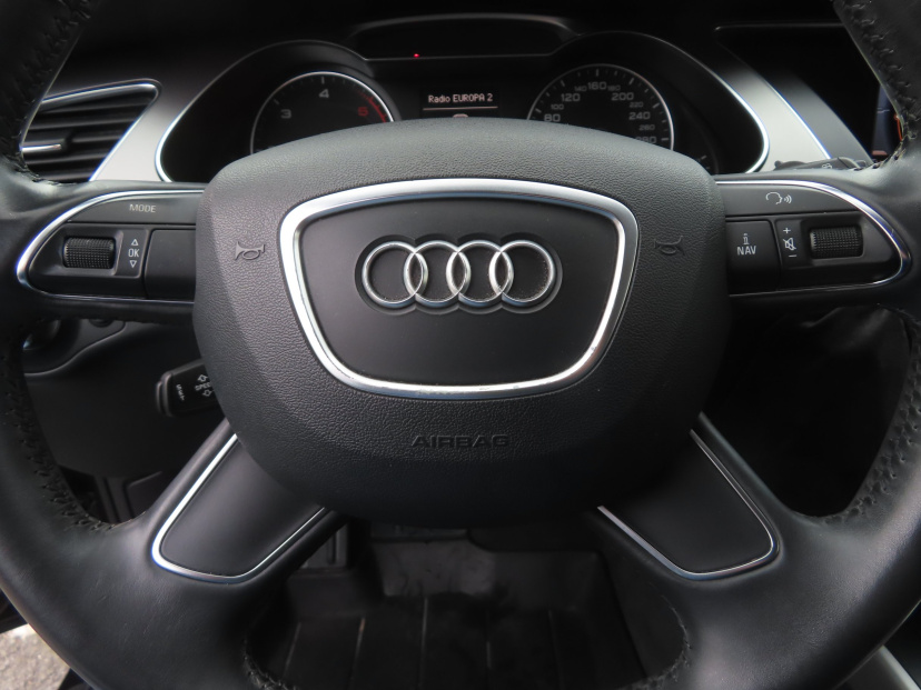 Audi A4, 2013
