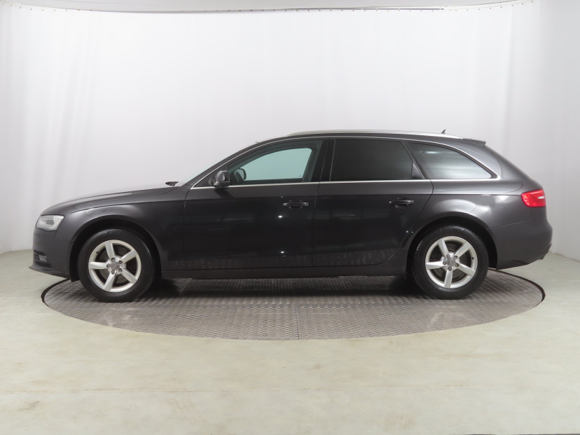 Audi A4, 2013