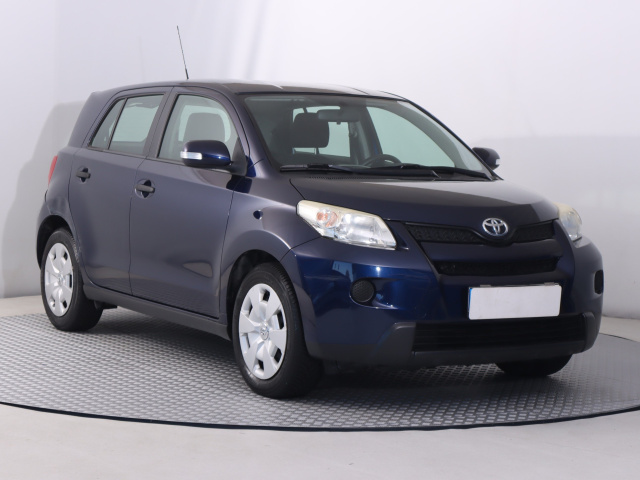 Toyota Urban Cruiser 2010