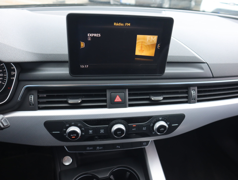 Audi A4, 2016