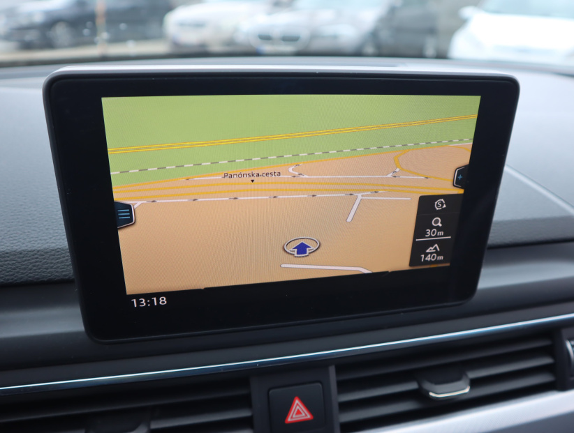 Audi A4, 2016