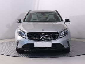 Mercedes-Benz GLA - 2017
