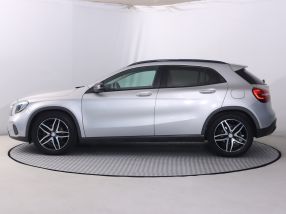 Mercedes-Benz GLA - 2017