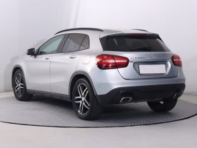 Mercedes-Benz GLA - 2017