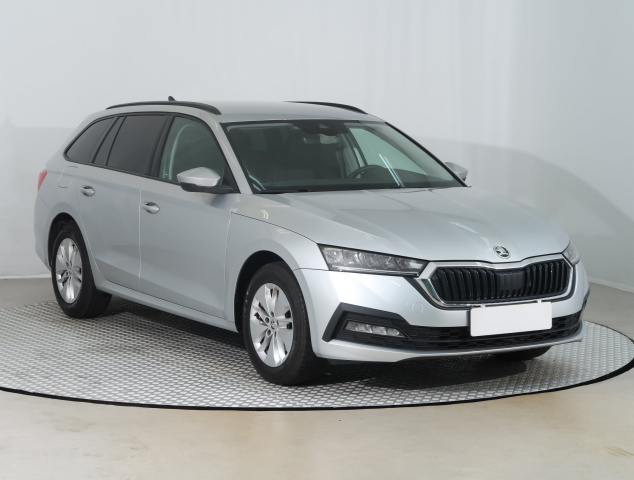 Škoda Octavia 2023