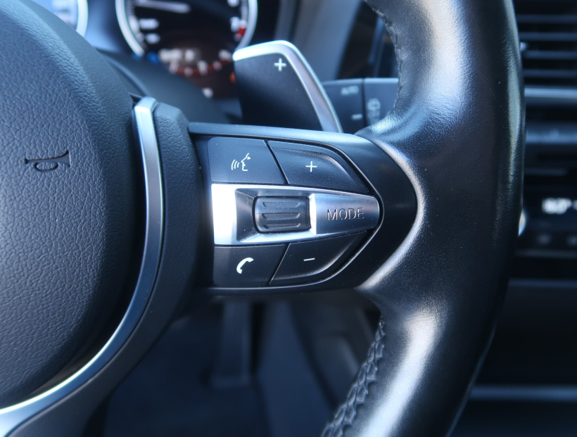 BMW 1, 2019
