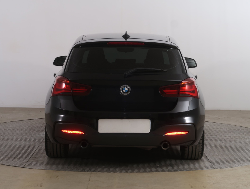 BMW 1, 2019