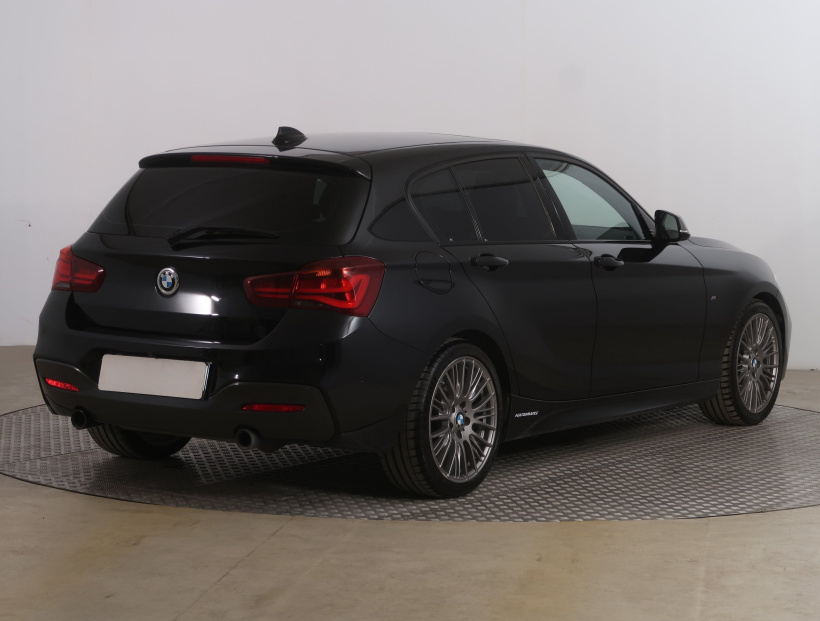 BMW 1, 2019