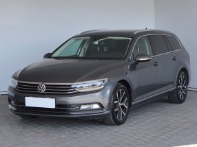 Volkswagen Passat - 2015