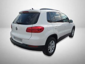 Volkswagen Tiguan - 2012