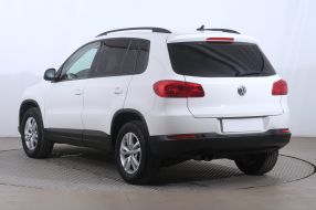 Volkswagen Tiguan - 2012
