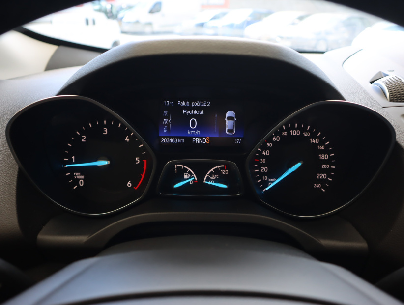 Ford Kuga, 2016