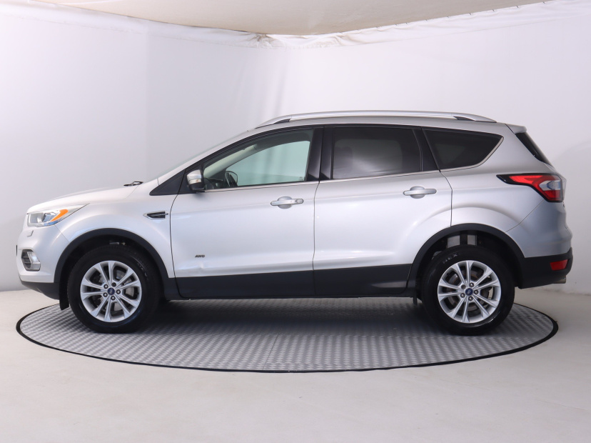Ford Kuga, 2016