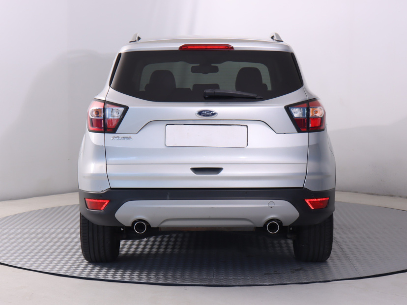 Ford Kuga, 2016