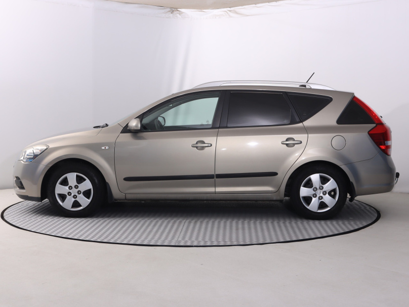 Kia Ceed, 2011