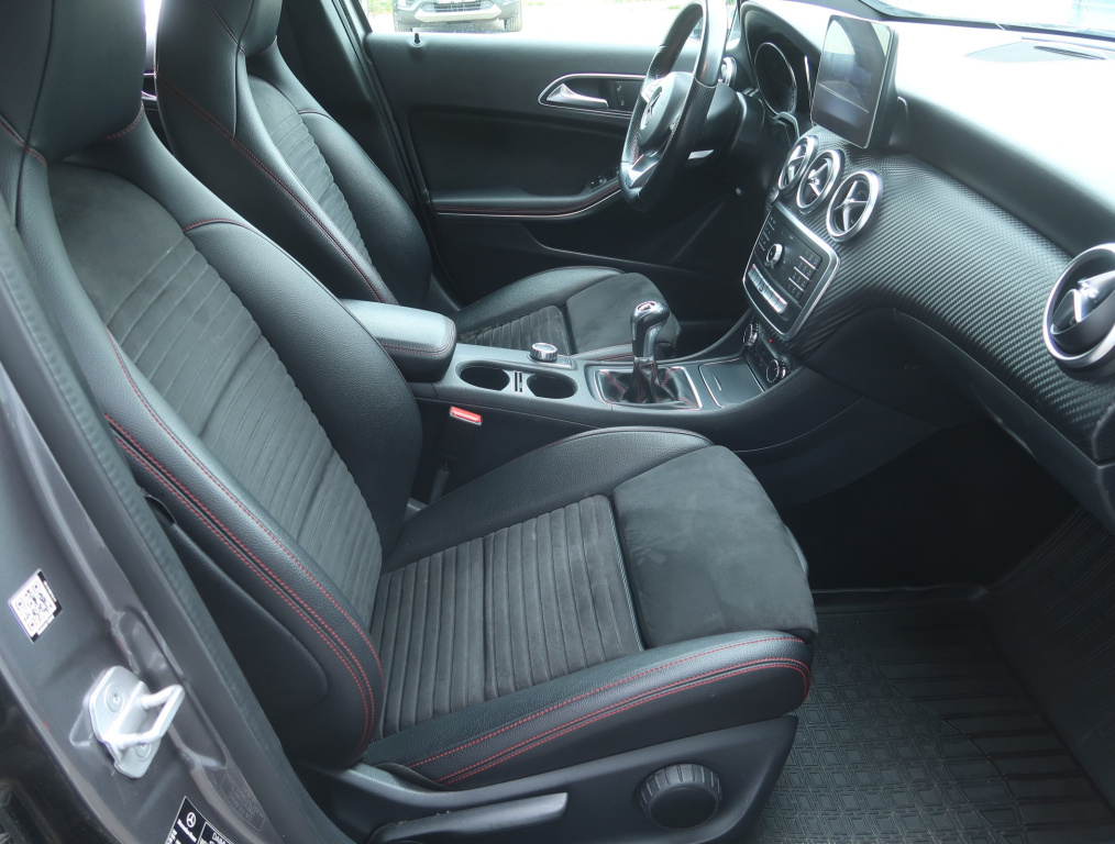 Mercedes-Benz A