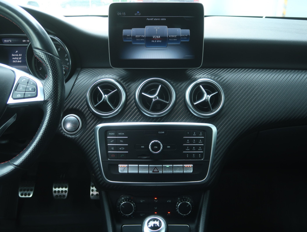 Mercedes-Benz A