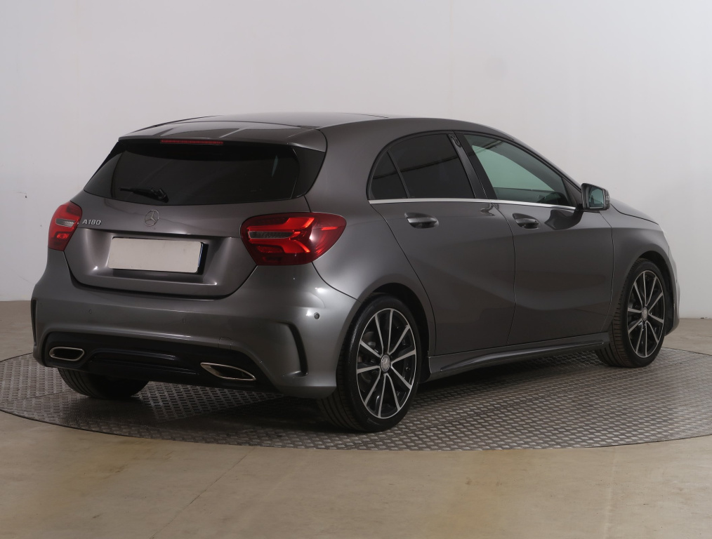 Mercedes-Benz A