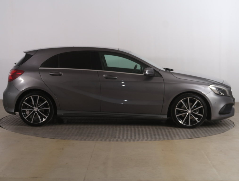 Mercedes-Benz A