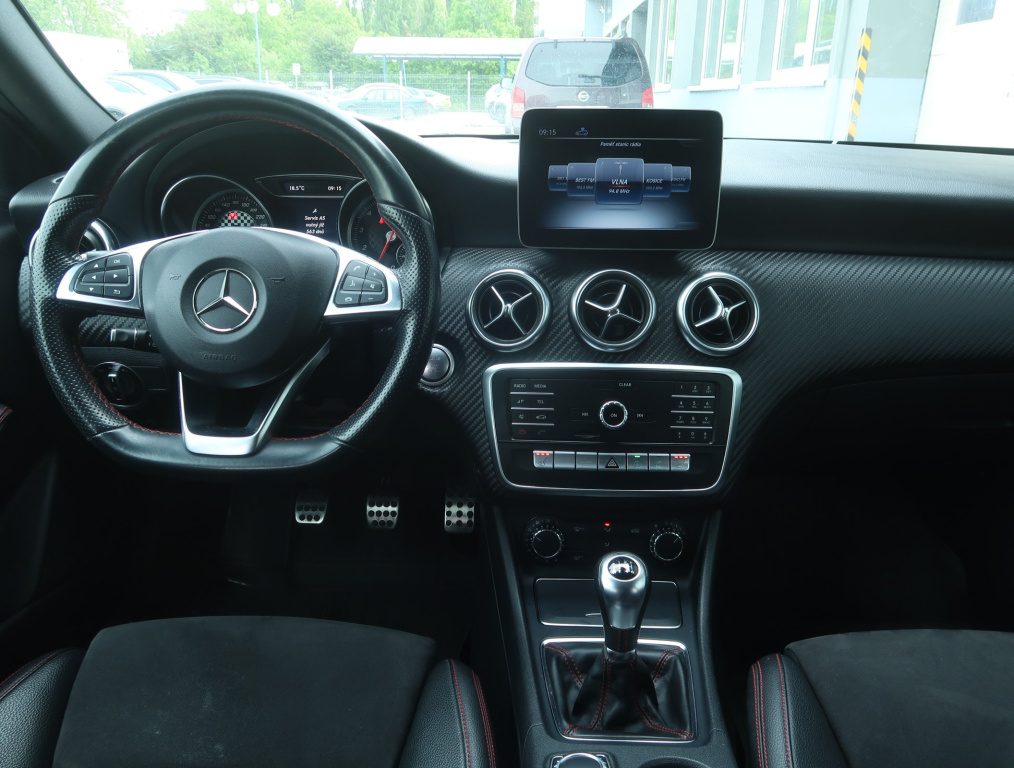 Mercedes-Benz A