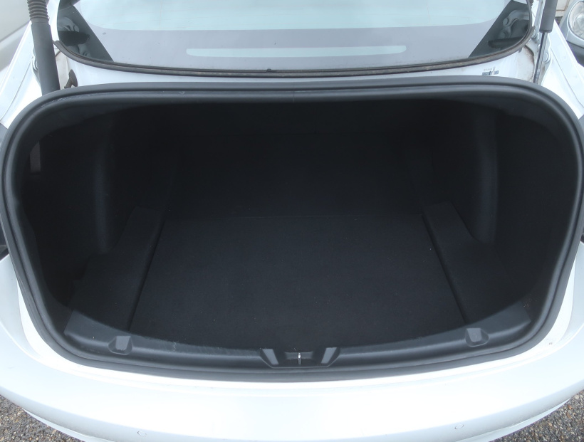 Tesla Model 3, 2021