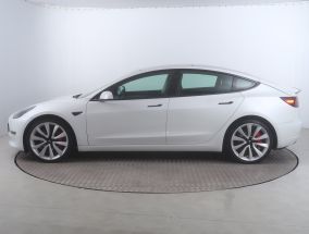 Tesla Model 3 - 2021